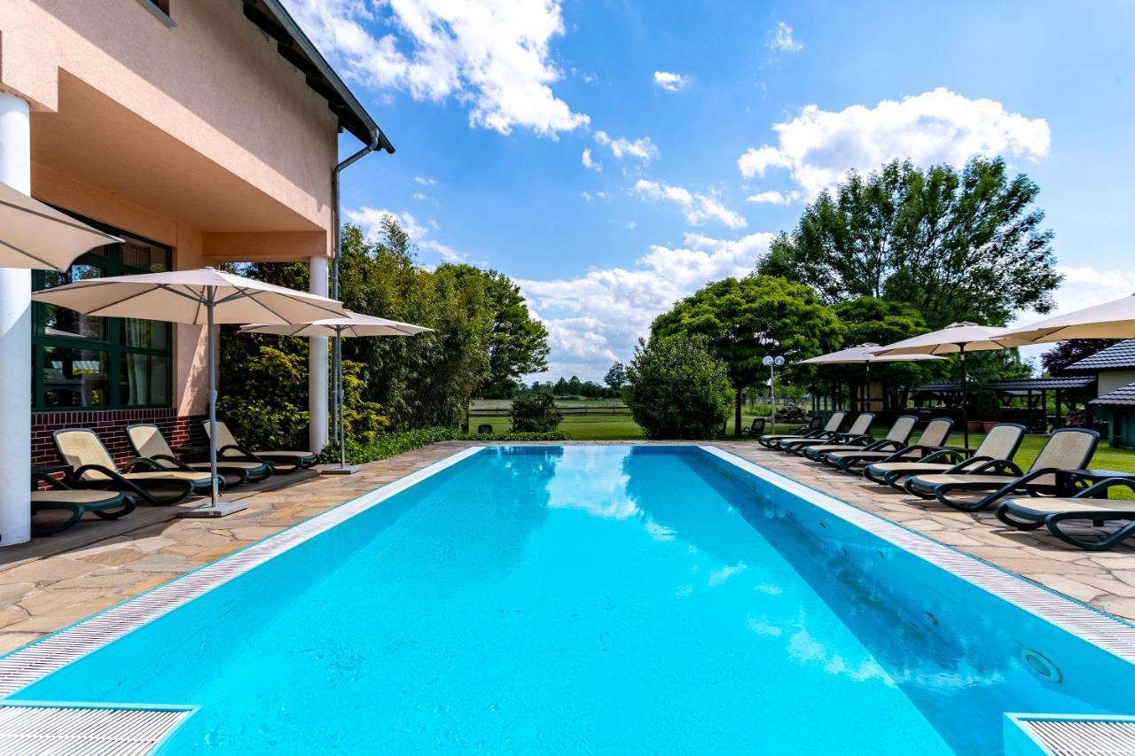 Christinenhof & Spa - Wellnesshotel Am Rande Des Spreewalds Tauer Esterno foto